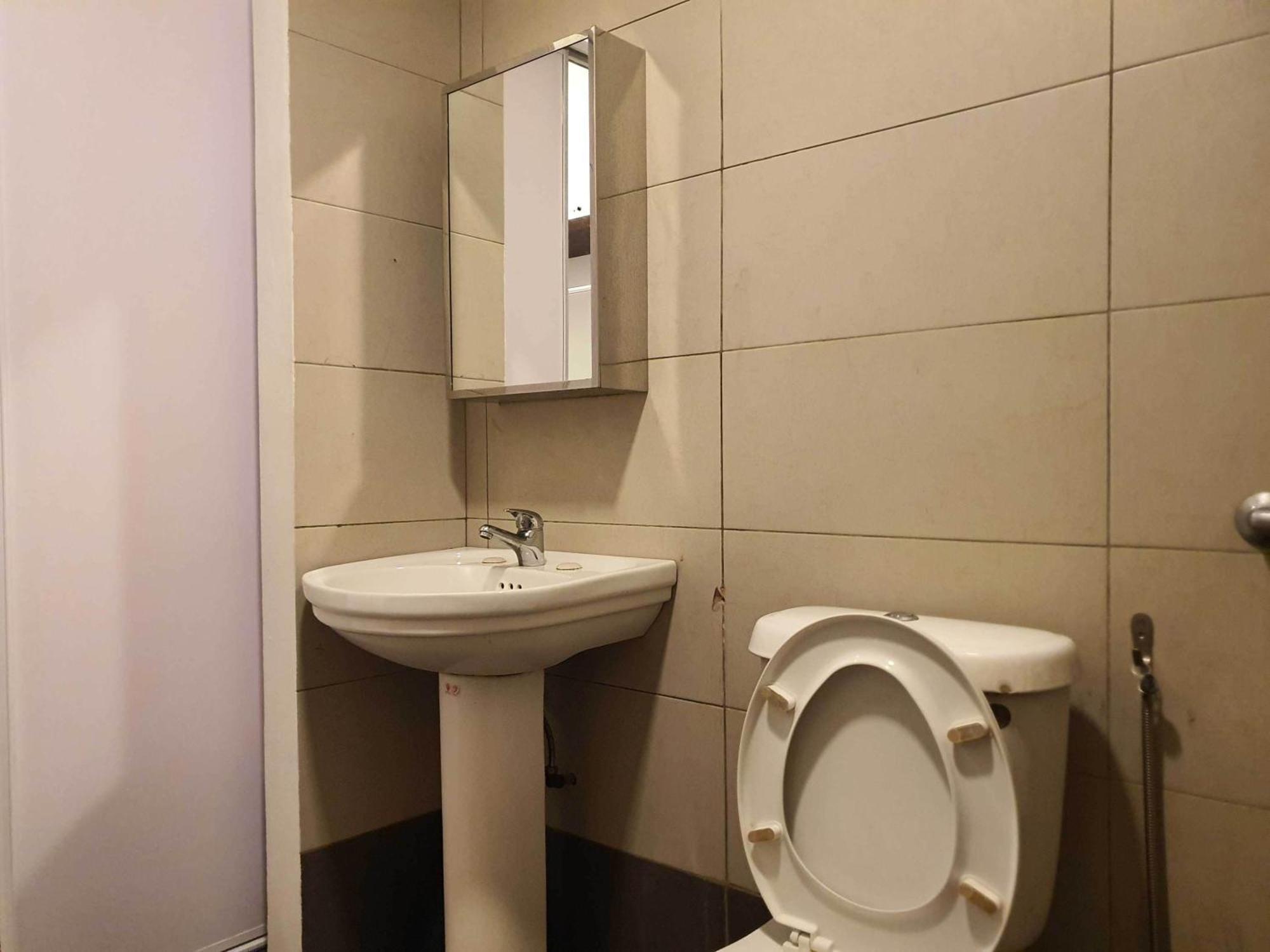 Oyo 91053 Signature Inn Miri Εξωτερικό φωτογραφία